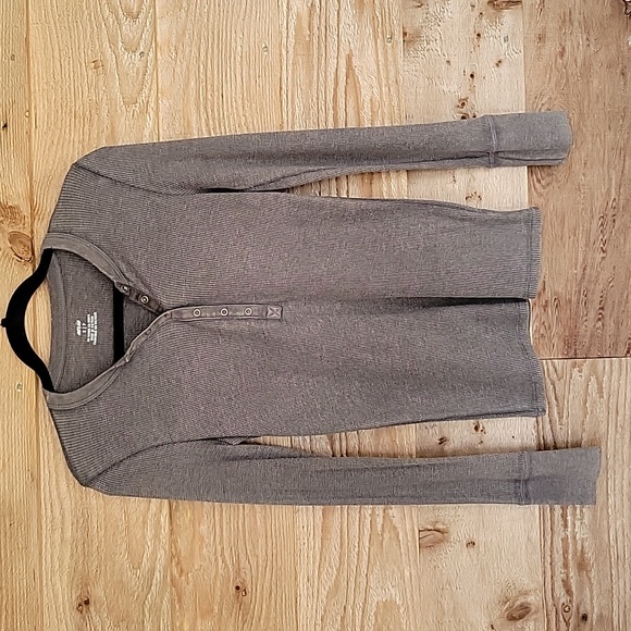 aerie Tops - Aerie Size Small Charcoal Gray Henley with Snaps